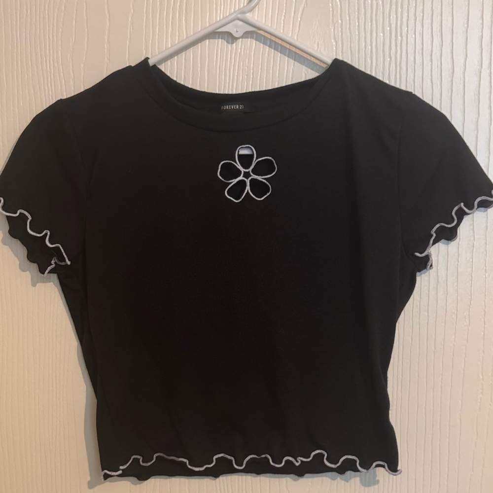 Forever 21 Black Fitted Crop Top with Cap Sleeves
